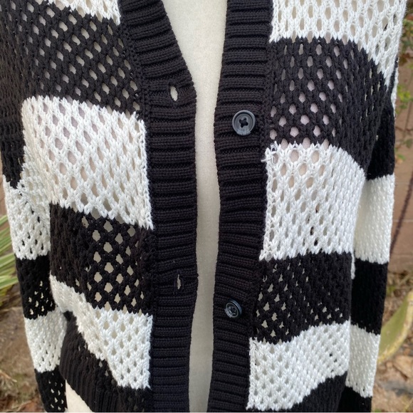H&M Knitted Black & White Striped Cropped Cardigan NEW - Picture 5 of 8